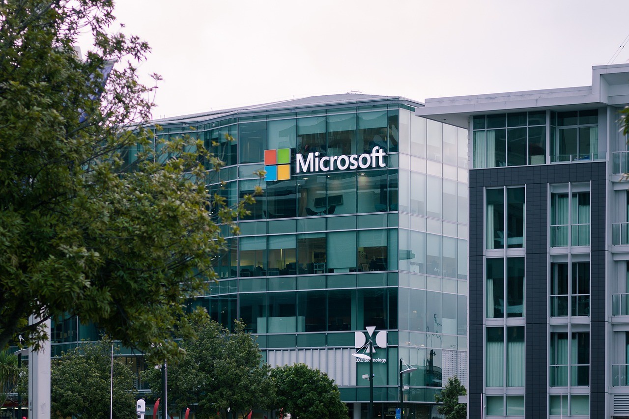 微软Azure和Microsoft 365服务中断:由DDoS攻击引发所致 微软Azure和Microsoft 365服务中断:由DDoS攻击引发所致