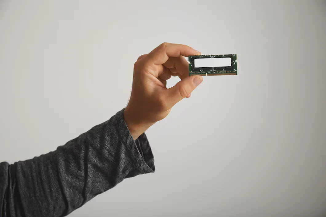 M.2 NVMe SSD横向评测:速度与稳定性谁更强? M.2 NVMe SSD横向评测:速度与稳定性谁更强?